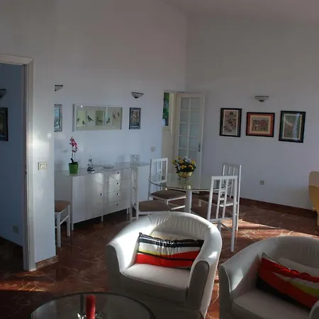 Tatil Evi Palmeras